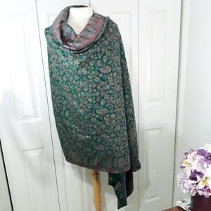 Green and Red  Paisley Shawl Lightweight Wrap 39"x 83"